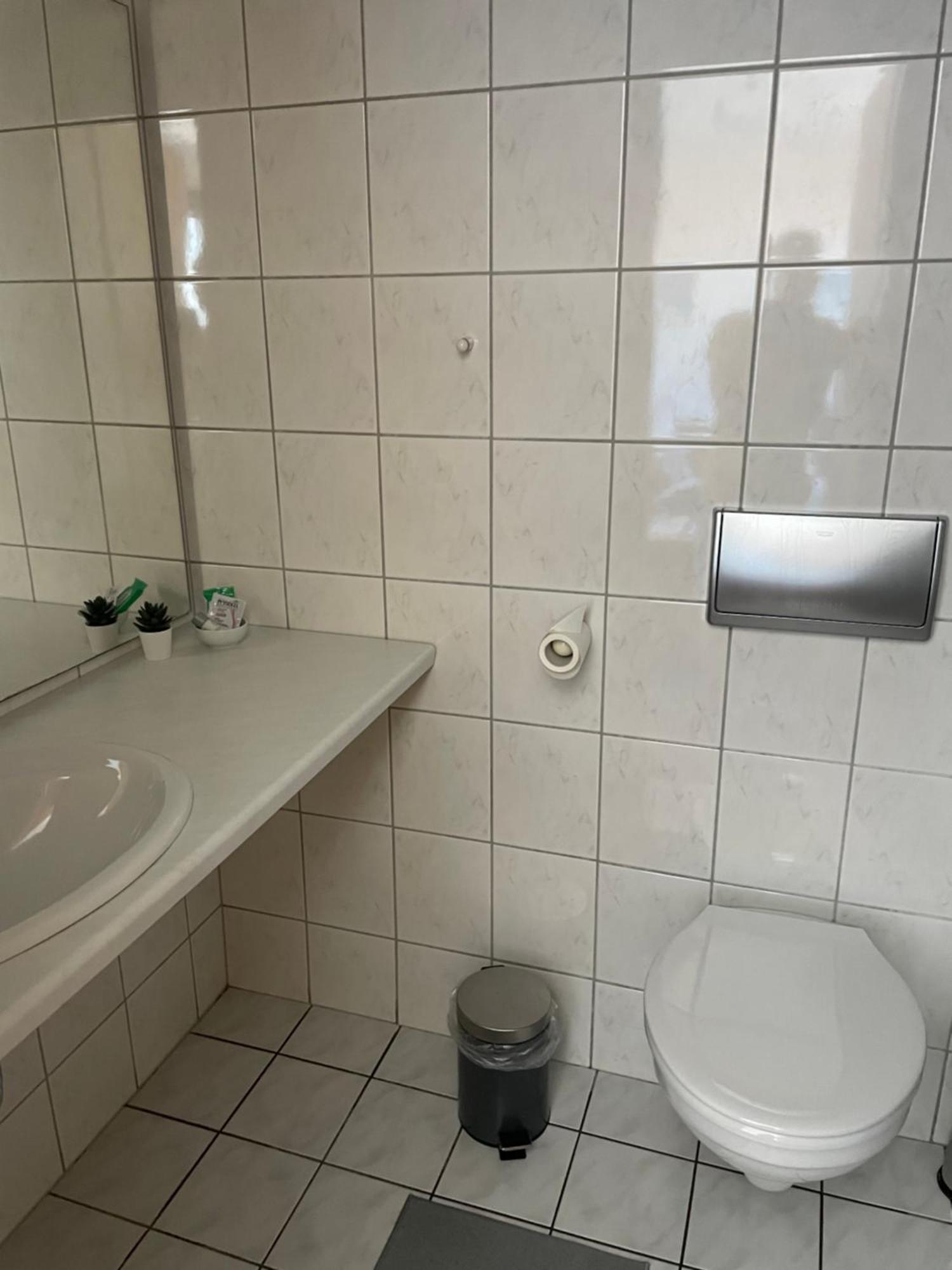Bistro-Zur-Quelle Hotel Minden  Eksteriør billede